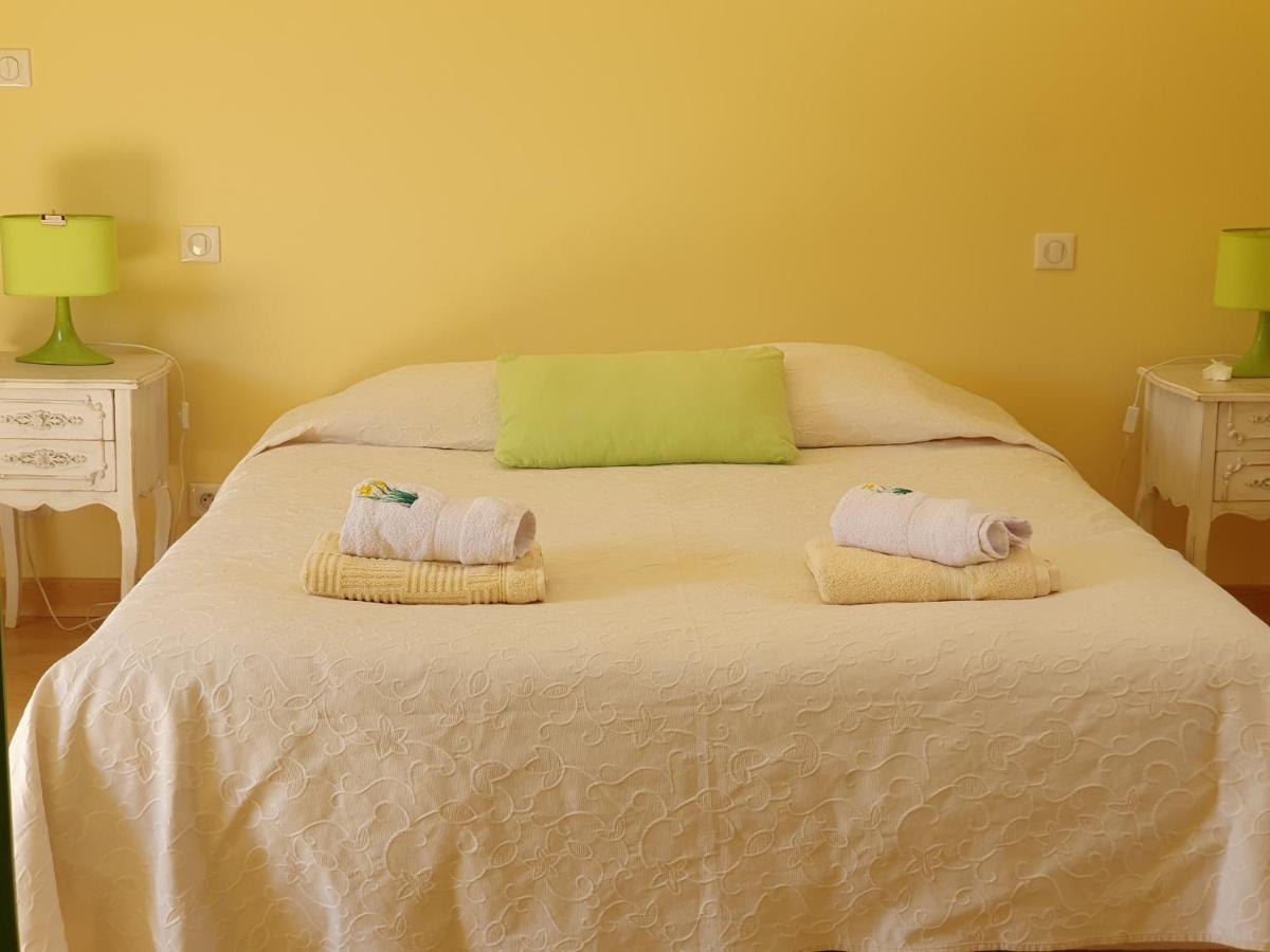 Chambres Du Logis De La Mare Du Parc Surtainville Esterno foto
