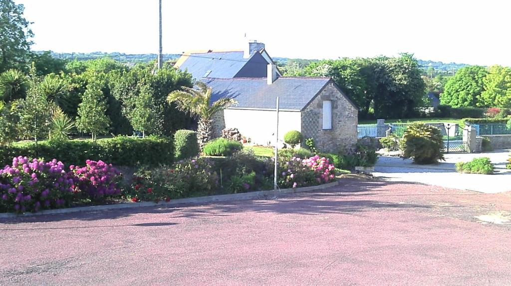 Chambres Du Logis De La Mare Du Parc Surtainville Esterno foto